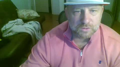 Snapshot of freakpopsickle69 chatting on 03/08/26, 06:06 poundyouout1969 online show from 03/08/26, 06:06