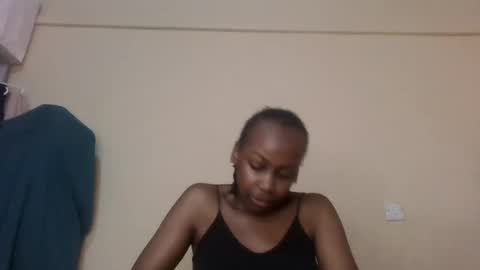 Snapshot of freaky_beauty chatting on 07/14/26, 11:49 freaky_beauty online show from 07/14/26, 11:49