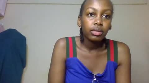 Snapshot of freaky_beauty chatting on 07/15/26, 06:46 freaky_beauty online show from 07/15/26, 06:46