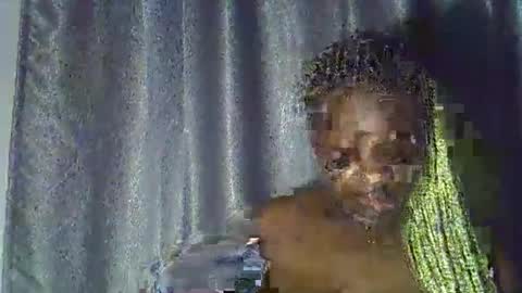 Snapshot of freaky_brula chatting on 12/21/25, 11:45 freaky brula online show from 12/21/25, 11:45