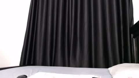 freaky_bunnies online show from 03/16/26, 09:02