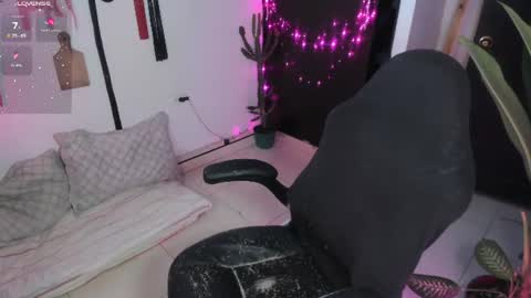 Snapshot of freaky_lia chatting on 07/20/26, 11:07 Lia Gomez online show from 07/20/26, 11:07