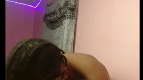 Snapshot of freaky_luna chatting on 09/10/25, 02:11 luna online show from 09/10/25, 02:11