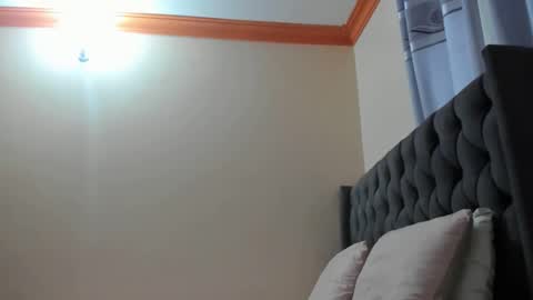 Snapshot of freaky_maria chatting on 12/23/24, 03:07 Maria online show from 12/23/24, 03:07