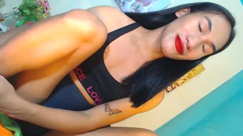 Snapshot of freaky_mariah chatting on 02/13/25, 07:13 just call me mariah online show from 02/13/25, 07:13