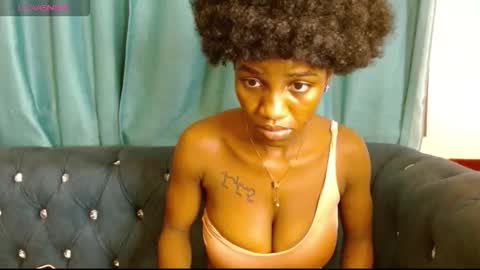 Snapshot of freaky_shamzzy chatting on 10/02/25, 04:58 shamika online show from 10/02/25, 04:58