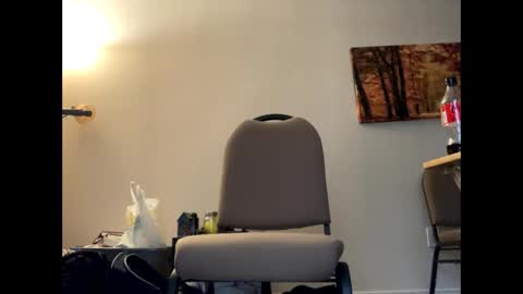 Snapshot of freakybubba chatting on 12/28/24, 08:25 Freakybubba online show from 12/28/24, 08:25