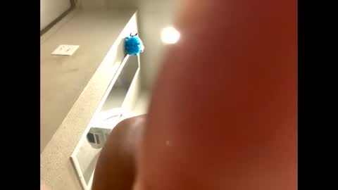 Snapshot of freakybubba chatting on 01/11/25, 05:18 Freakybubba online show from 01/11/25, 05:18