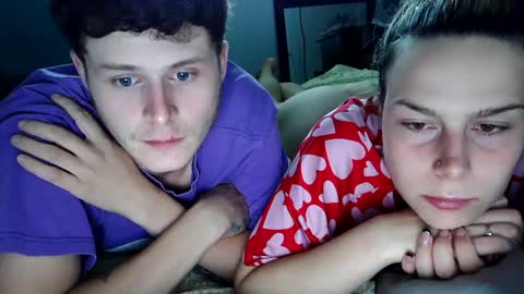 Snapshot of freakycouple11 chatting on 10/01/25, 03:01 OF-iloveyouxoxo33 online show from 10/01/25, 03:01