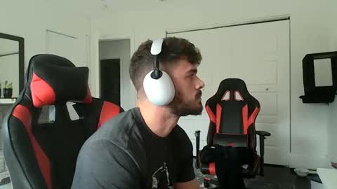 Snapshot of freakyfitking chatting on 01/21/25, 07:50 freakyfitking online show from 01/21/25, 07:50