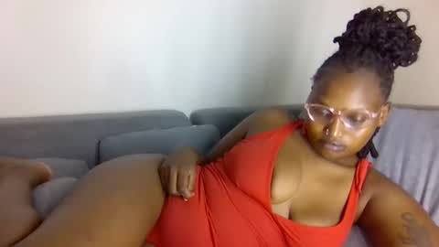 Snapshot of freakylittlemissy chatting on 11/15/25, 11:54 freakylittlemissy online show from 11/15/25, 11:54