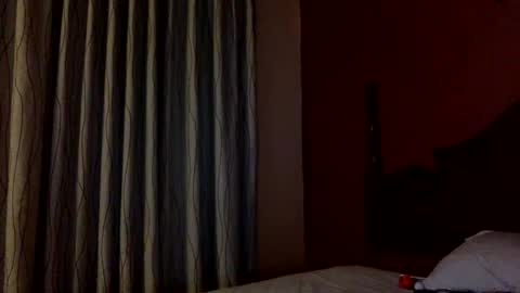 Snapshot of freckledfreaks chatting on 02/09/25, 05:19 Me Myself Irene online show from 02/09/25, 05:19