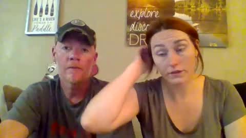 Snapshot of frecklefreaks2025 chatting on 09/22/25, 07:05 Freckle Freaks online show from 09/22/25, 07:05