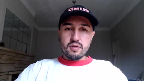 Snapshot of fred_555 chatting on 02/15/25, 05:09 fred_555 online show from 02/15/25, 05:09