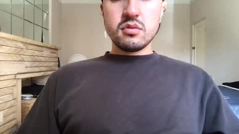 Snapshot of fred_555 chatting on 02/22/25, 05:02 fred_555 online show from 02/22/25, 05:02