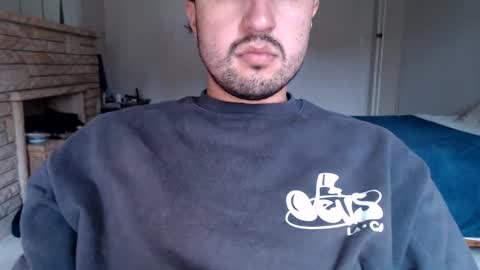 Snapshot of fred_555 chatting on 02/25/25, 06:03 fred_555 online show from 02/25/25, 06:03