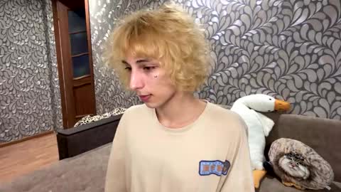 fred bucks online show from 04/19/26, 01:32