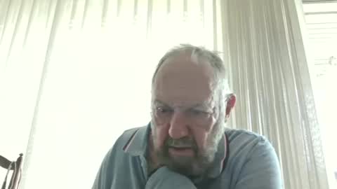 Snapshot of fredaldavid chatting on 10/08/25, 02:25 David Fredal online show from 10/08/25, 02:25