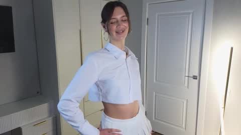 Snapshot of freddasmithj chatting on 12/18/25, 11:27 Jennifer online show from 12/18/25, 11:27