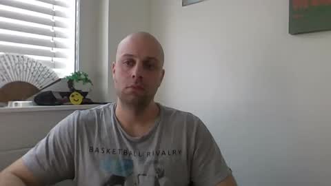 freddow online show from 02/11/25, 02:57