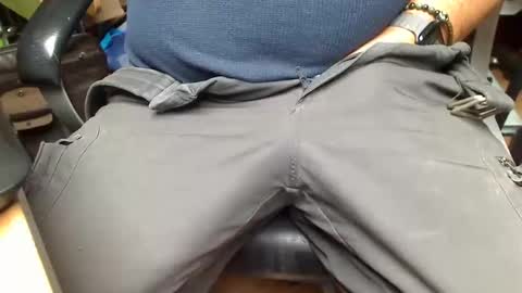 freddy037 online show from 10/10/25, 12:48