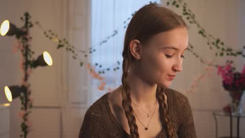 Snapshot of fredericabledsoe chatting on 11/16/25, 04:40 Amy online show from 11/16/25, 04:40