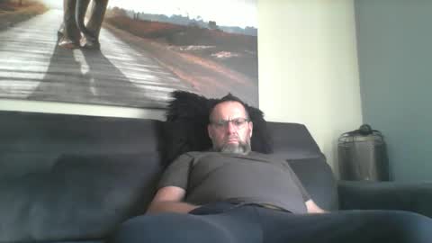 Snapshot of fredo76491 chatting on 11/12/25, 02:17 fredo76491 online show from 11/12/25, 02:17