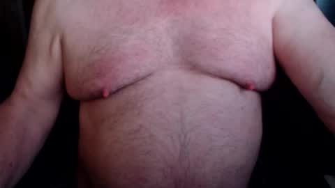 Snapshot of free_amos chatting on 12/18/25, 07:47 free_amos online show from 12/18/25, 07:47