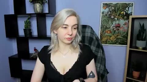 Anne online show from 05/25/26, 06:19