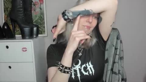 Snapshot of freeanne chatting on 06/09/26, 06:47 Anne online show from 06/09/26, 06:47