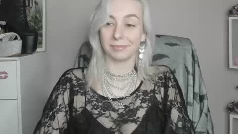 Snapshot of freeanne chatting on 07/14/26, 06:51 Anne online show from 07/14/26, 06:51