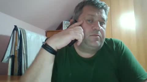 freeboy80180 online show from 09/24/25, 05:38