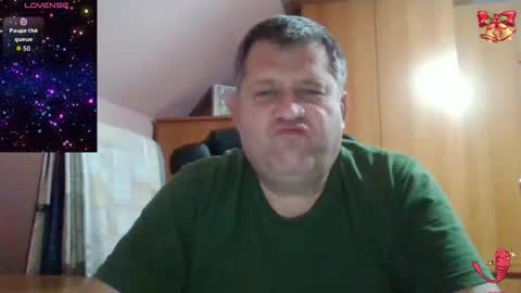 freeboy80180 online show from 12/01/25, 05:40