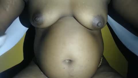 Snapshot of freelady1011 chatting on 02/15/26, 03:58 babyyo online show from 02/15/26, 03:58