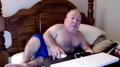 Cute Lil Man online show from 01/11/26, 05:56