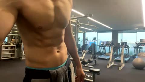 Snapshot of freesoulmovement chatting on 12/20/24, 12:19 jasmineandaladin69 online show from 12/20/24, 12:19