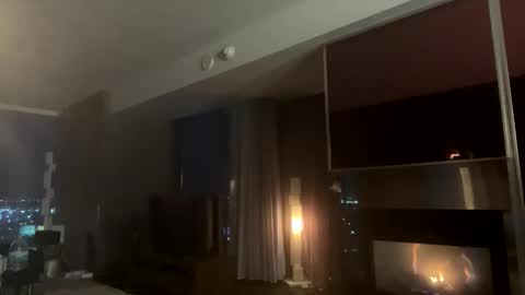 Snapshot of freesoulmovement chatting on 12/22/24, 02:16 jasmineandaladin69 online show from 12/22/24, 02:16