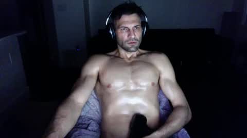 Snapshot of freesoulmovement chatting on 01/06/25, 06:36 jasmineandaladin69 online show from 01/06/25, 06:36