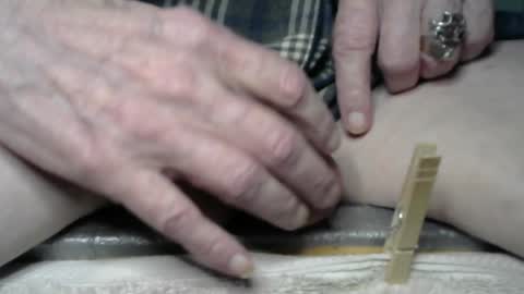 Snapshot of freewillie1234 chatting on 12/11/24, 01:37 I am a total slave slut. I would like to have multiple owners to use me every day. online show from 12/11/24, 01:37