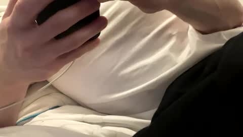 Snapshot of freeworldtoday chatting on 01/17/25, 01:25 freeworldtoday online show from 01/17/25, 01:25