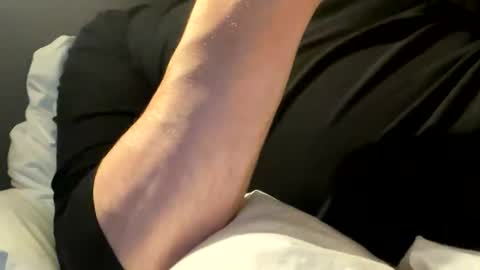 Snapshot of freeworldtoday chatting on 10/24/25, 11:23 freeworldtoday online show from 10/24/25, 11:23