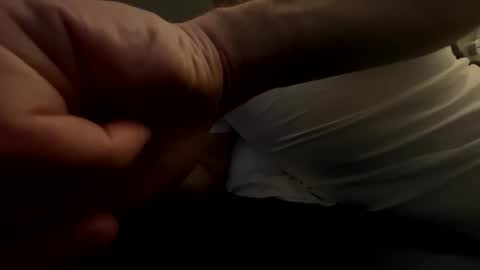 Snapshot of freeworldtoday chatting on 12/20/25, 08:10 freeworldtoday online show from 12/20/25, 08:10