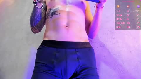 Snapshot of french_sexx chatting on 11/14/25, 08:07 Xavier online show from 11/14/25, 08:07