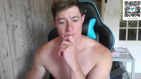 French Horny Bibs online show from 05/21/26, 11:50