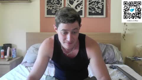 French Horny Bibs online show from 05/23/26, 01:26