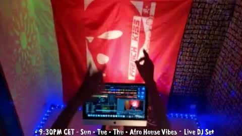 frenchkissdjfk online show from 10/01/25, 04:46