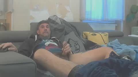 Snapshot of frenchpapalover chatting on 01/23/25, 04:48 frenchpapalover online show from 01/23/25, 04:48