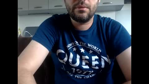 frenchy_from_paris online show from 05/09/26, 04:23