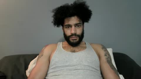 Frenchyexpress online show from 09/29/25, 07:51