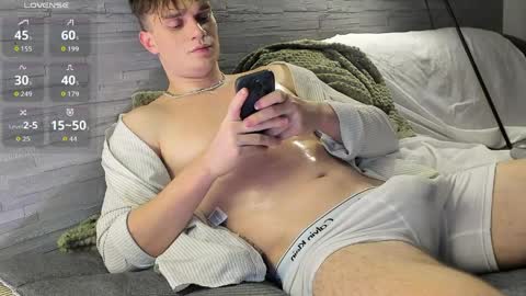 Alex or Andrzej online show from 04/01/26, 08:50